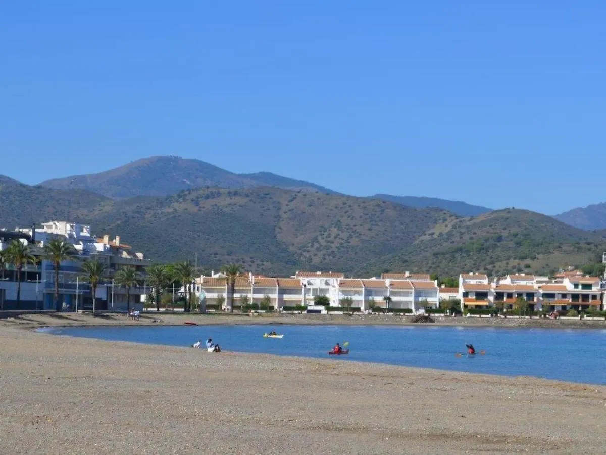 Holiday Home Residencial Cap De Grifeu 兰卡